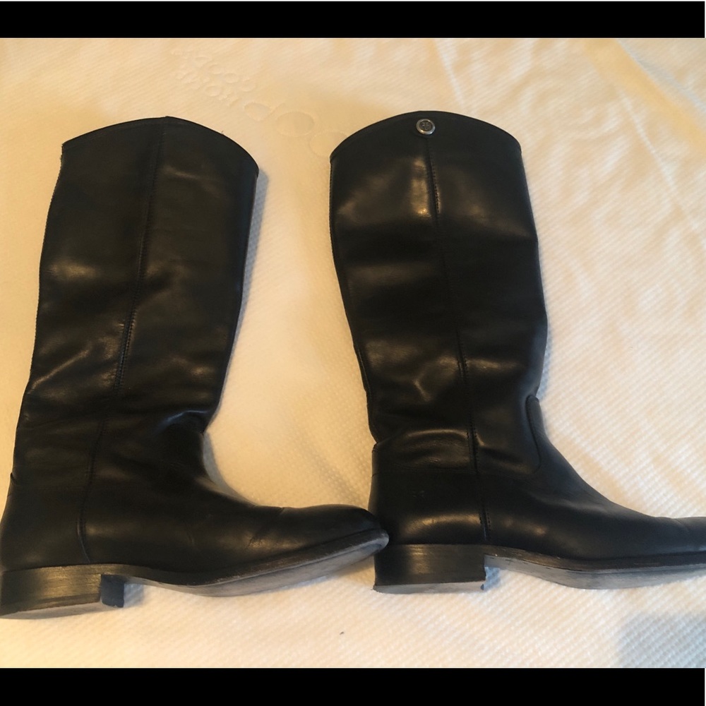 EUC Frye Melissa Button Boot size 7.5